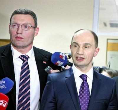 Прикрепленное изображение: OPzNRkNsYmY.jpg